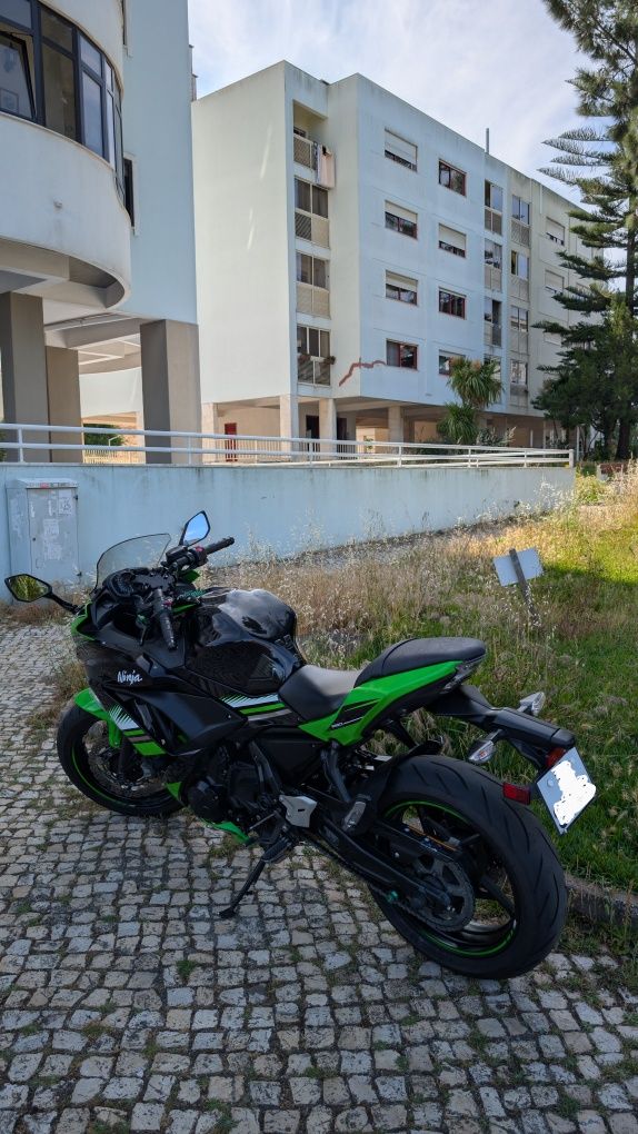Kawasaki Ninja 650 KRT