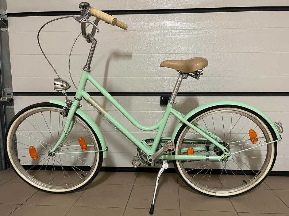 Używany rower Creme Mini Molly 24" w kolorze miętowym dla dziewczynki