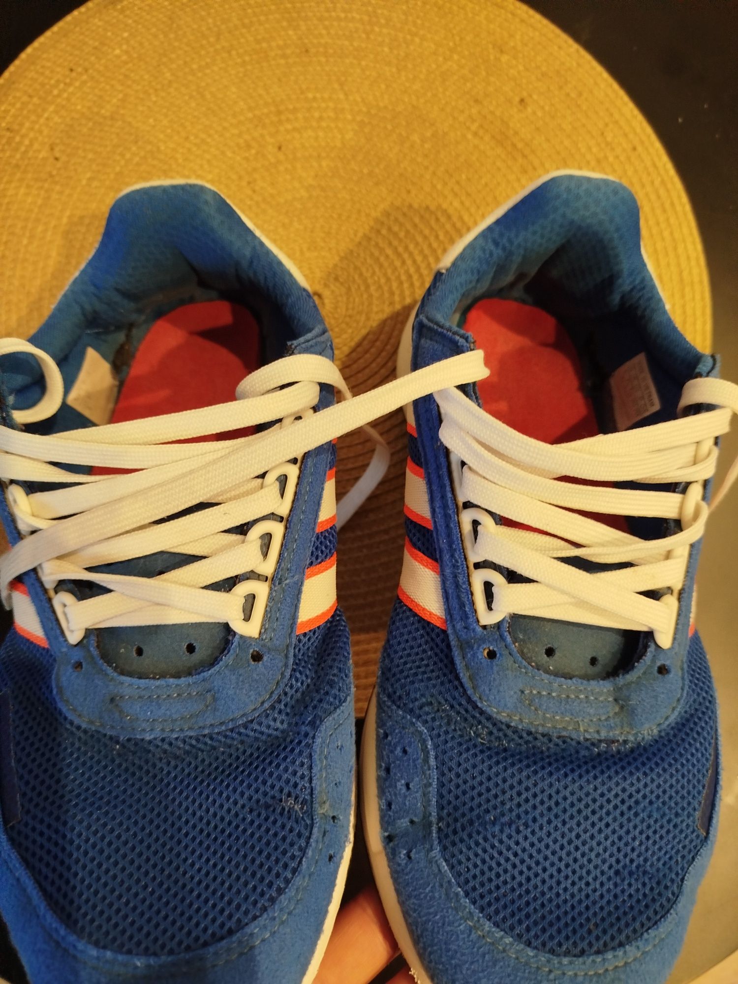 Buty firmy Adidas Retroset