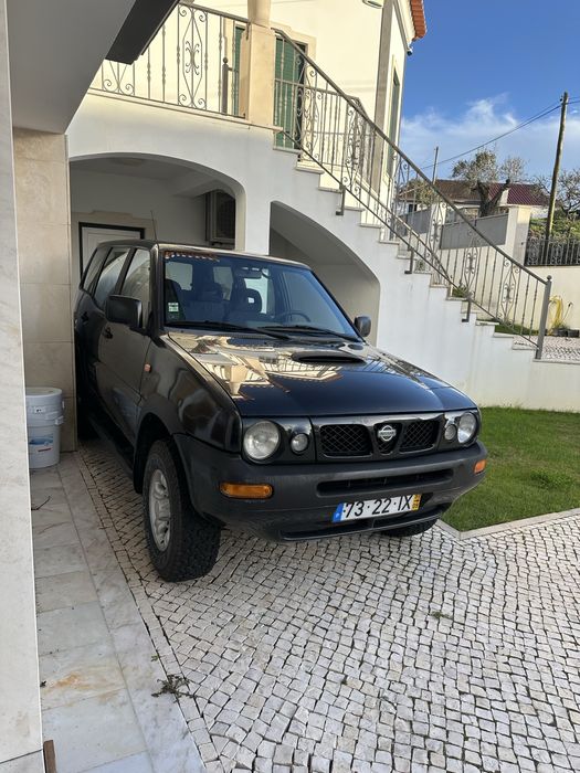 Nissan Terrano 2 longo