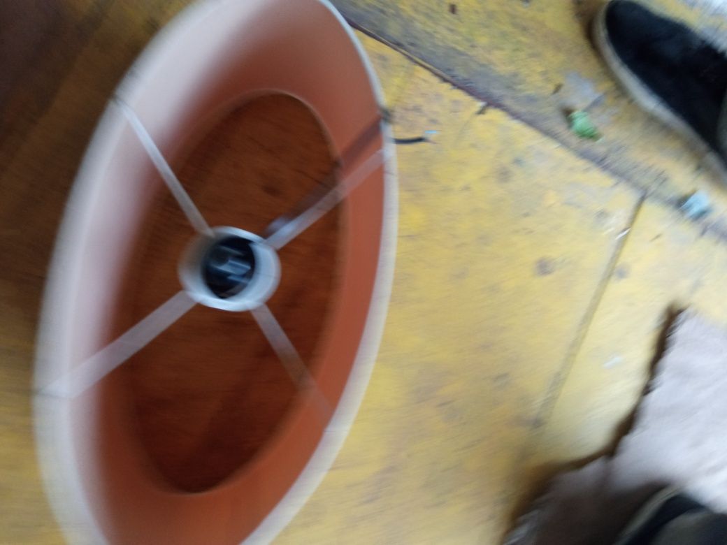 Owalny klosz do lampy UV