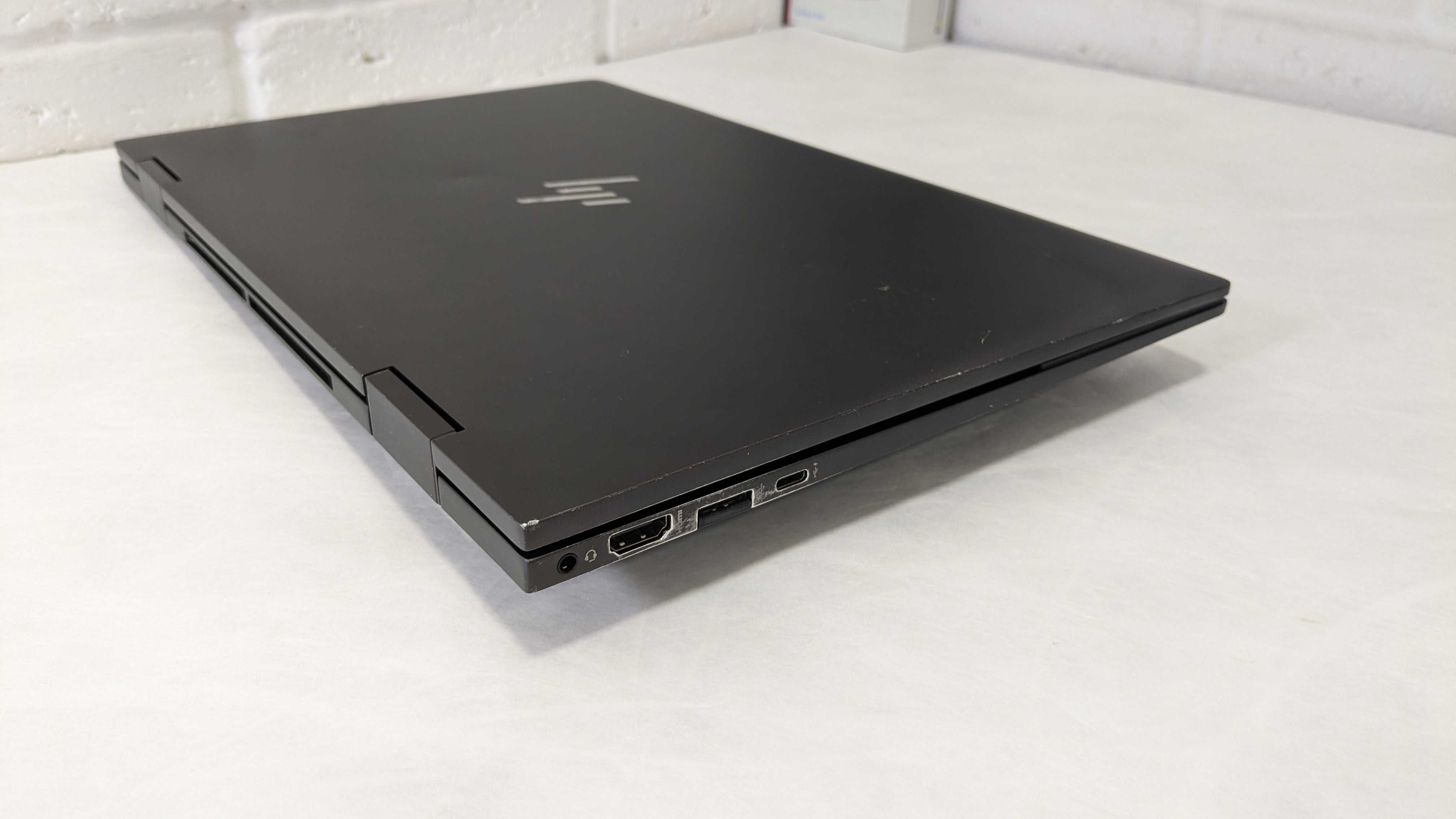 HP ENVY x360 m Convertible - 15.6" - Ryzen 5-4500U/16gb/512gb #221
