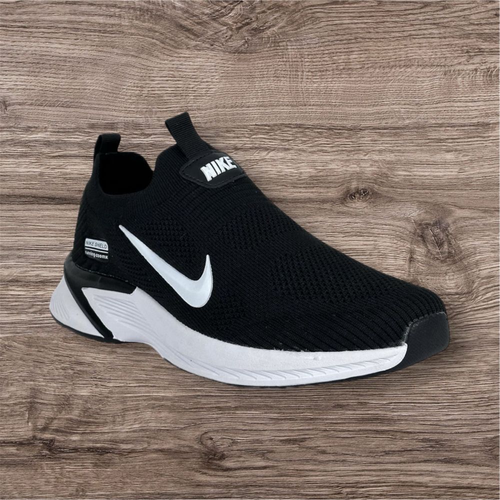 Кросівки Nike Shield легкі зручні сквозна сітка літо 41-46р