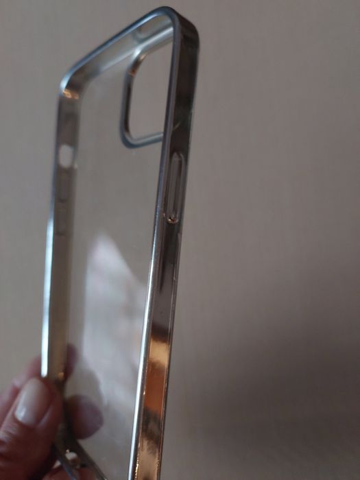 Чохол для iPhone 13