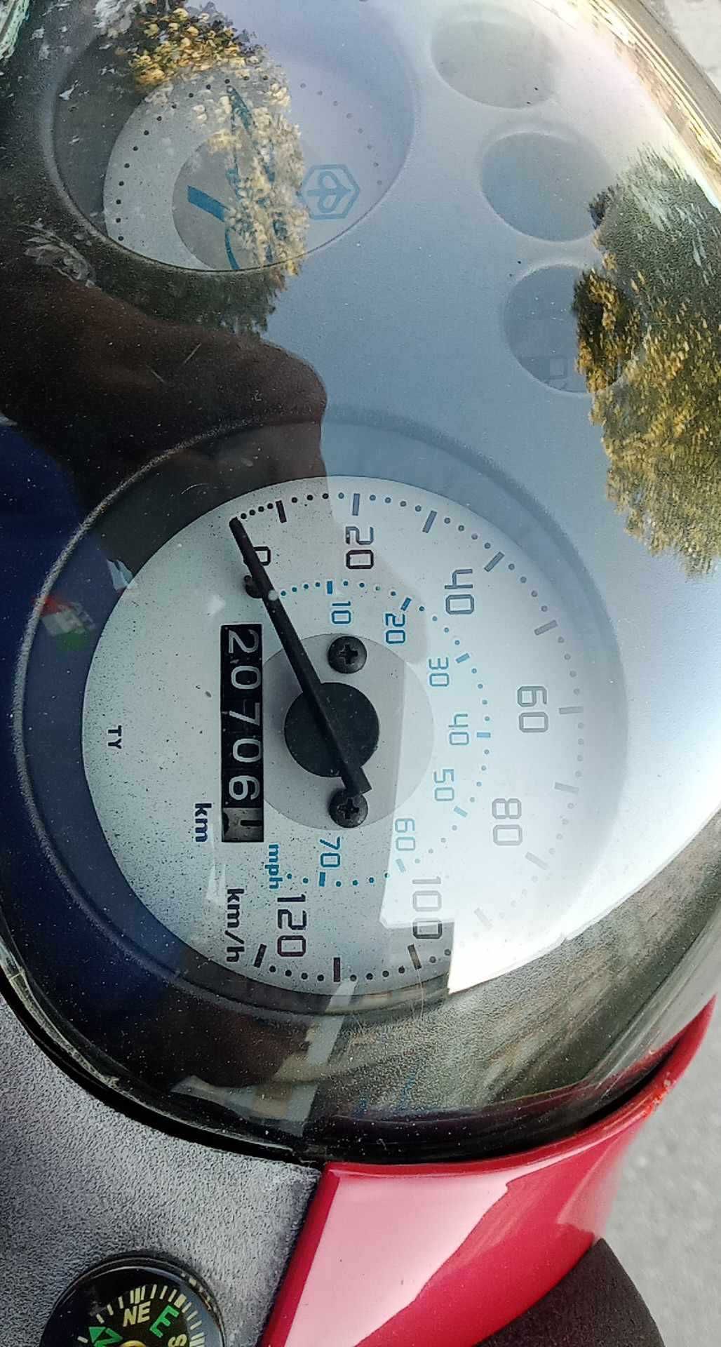 Scooter Piaggio Zip 100 cm3 sómente 20.000 kms.