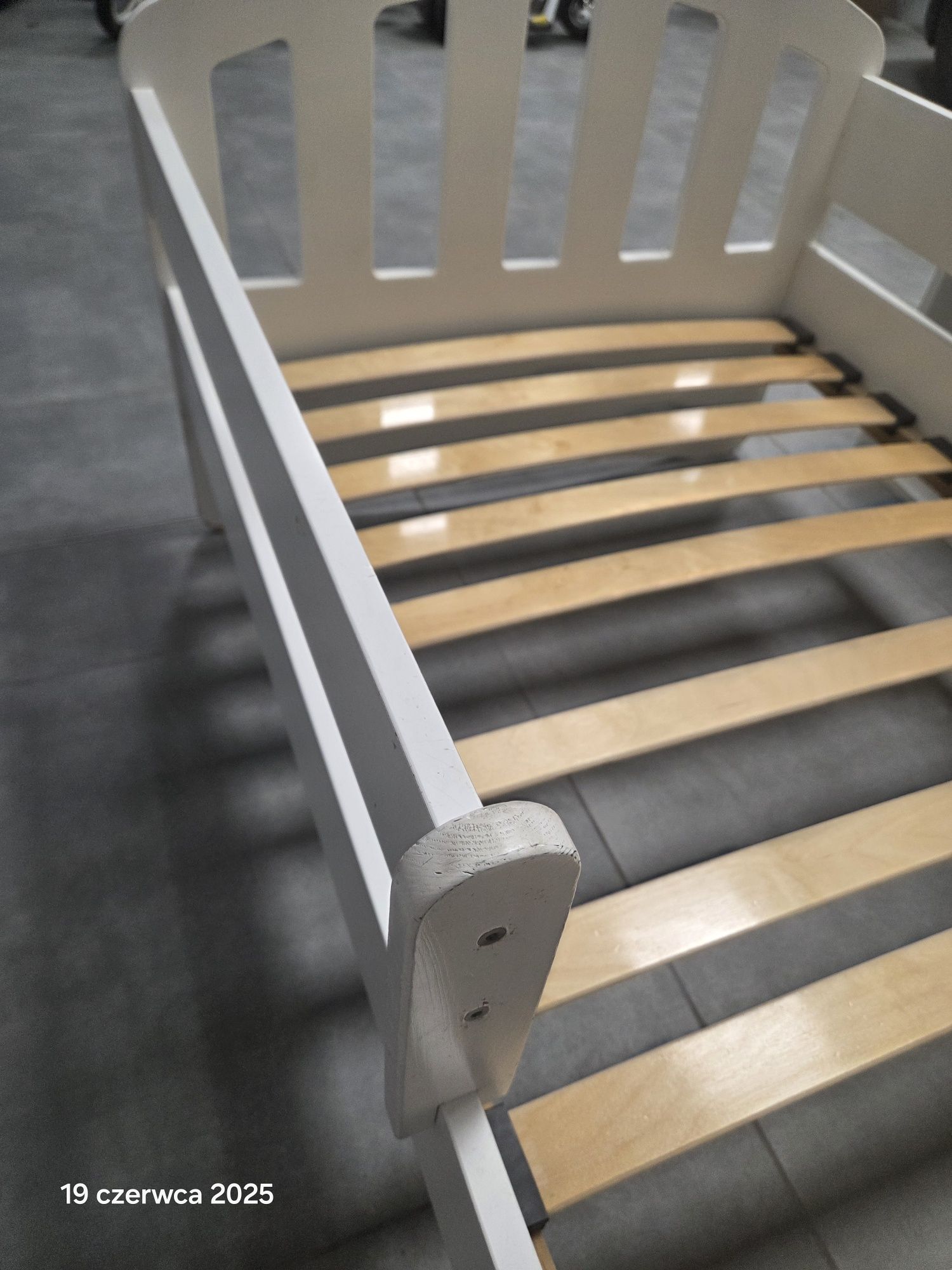 Łóżko dla dziecka 160x80 kolor biały