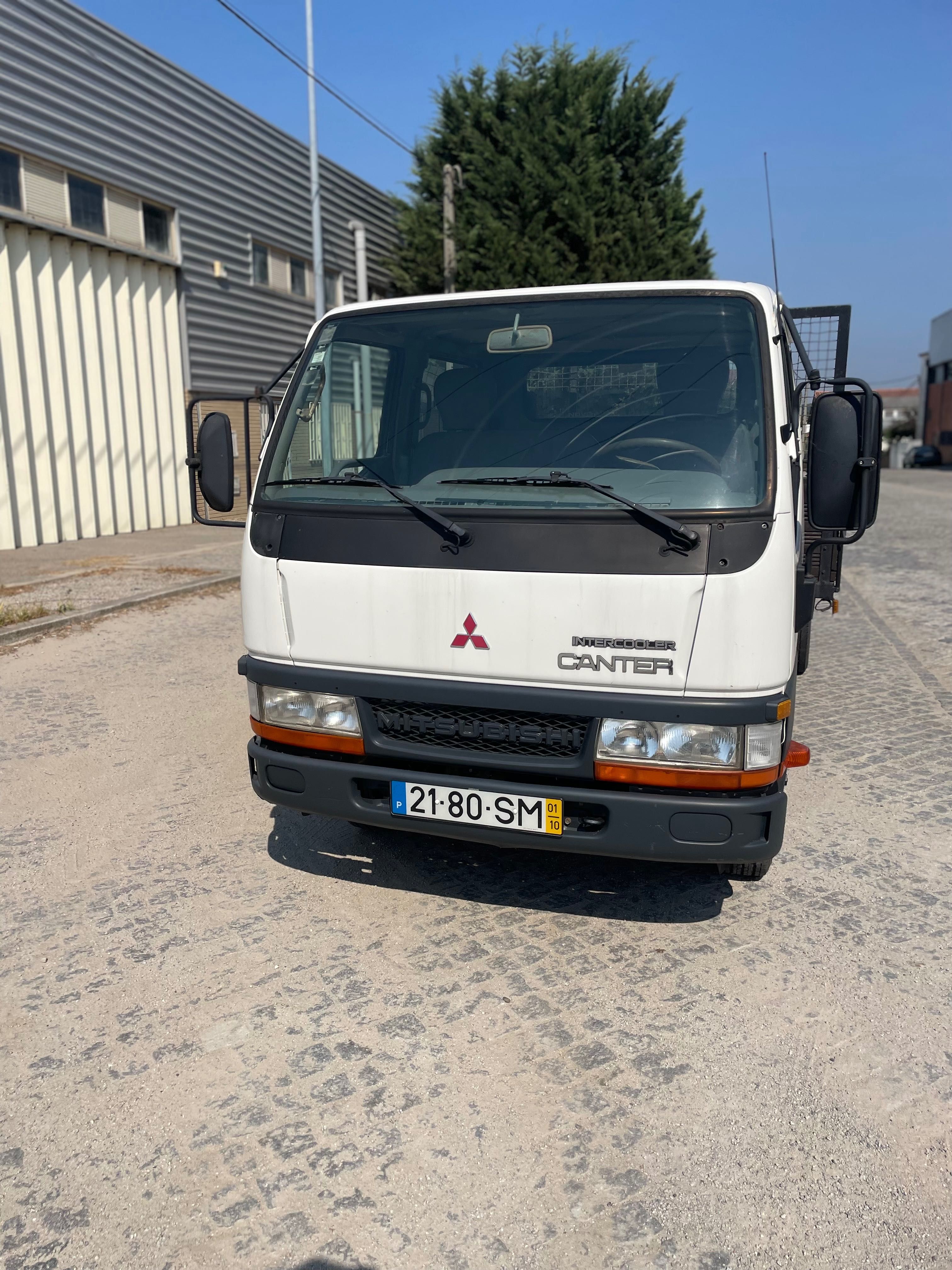 Mitsubishi cantar cabine dupla