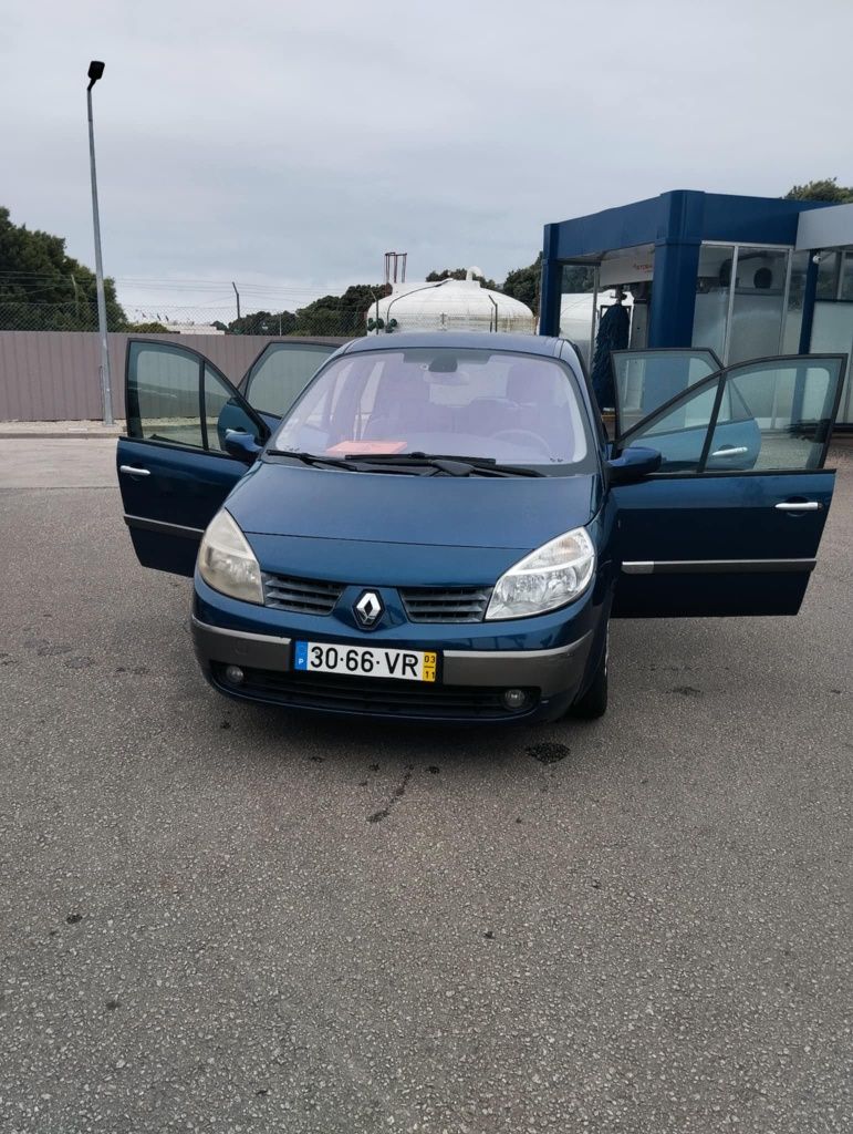 Vendo 1500DCI bom estado