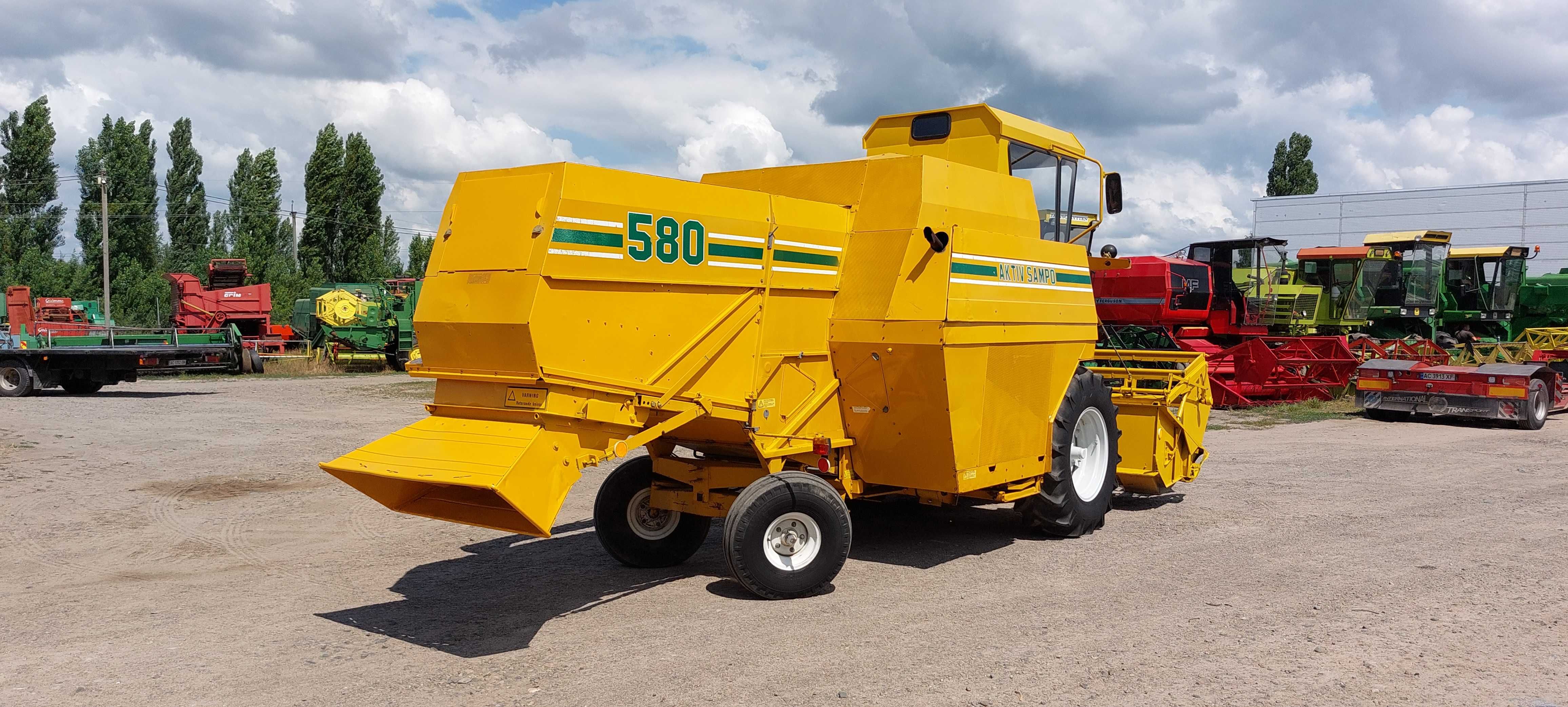 Міні  комбайн зернозбиральний комбайн Sampo 580 2.7м