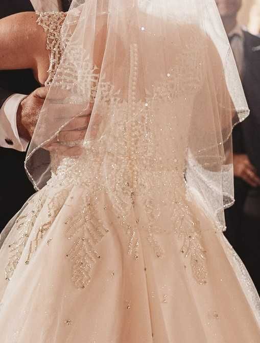 Piękna suknia ślubna rozmiar 42