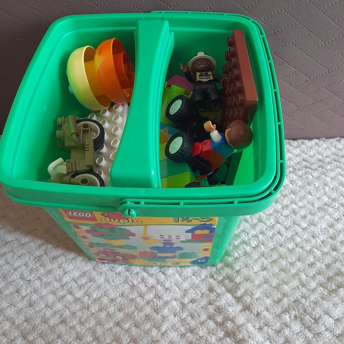 Lego duplo оригінал 2 набори + відерце з кубиками