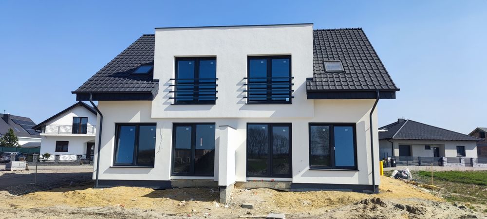 Murowanie , budowa hal, fundamenty