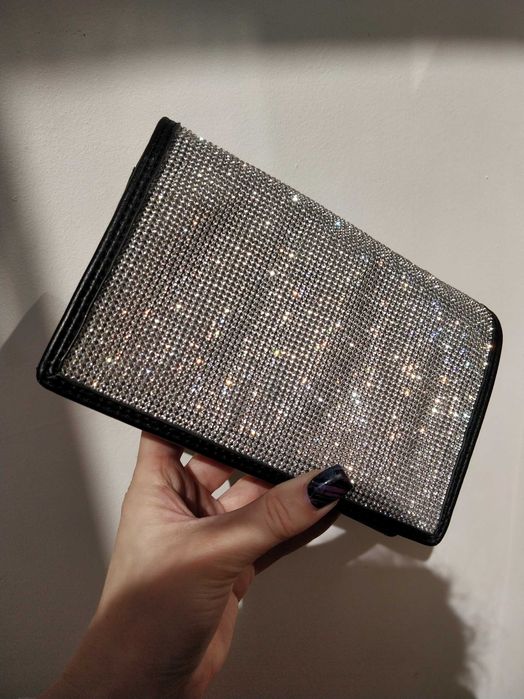 Жіноча сумка Estro в стразах