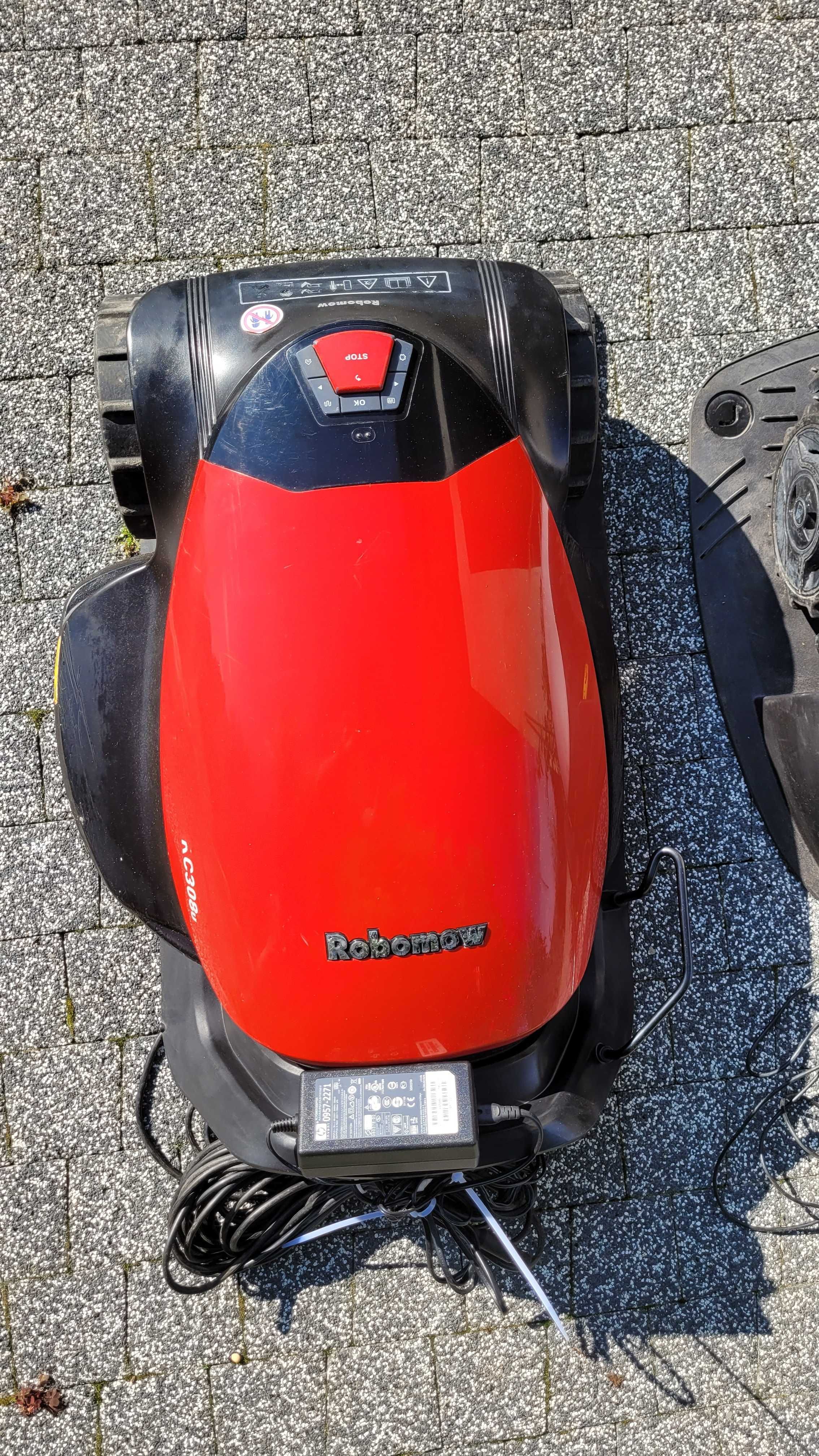 Robot koszący, Bosch Indego,  Honda,Robomow, Stiga kosiarka automatycz