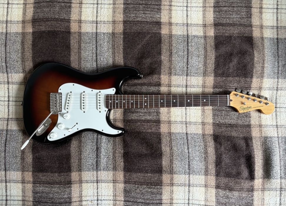 Squier CV 60s Strat 3-SB