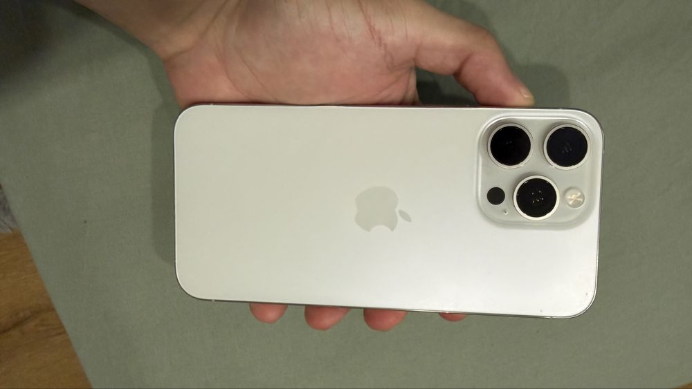 Iphone 15 pro max 256g