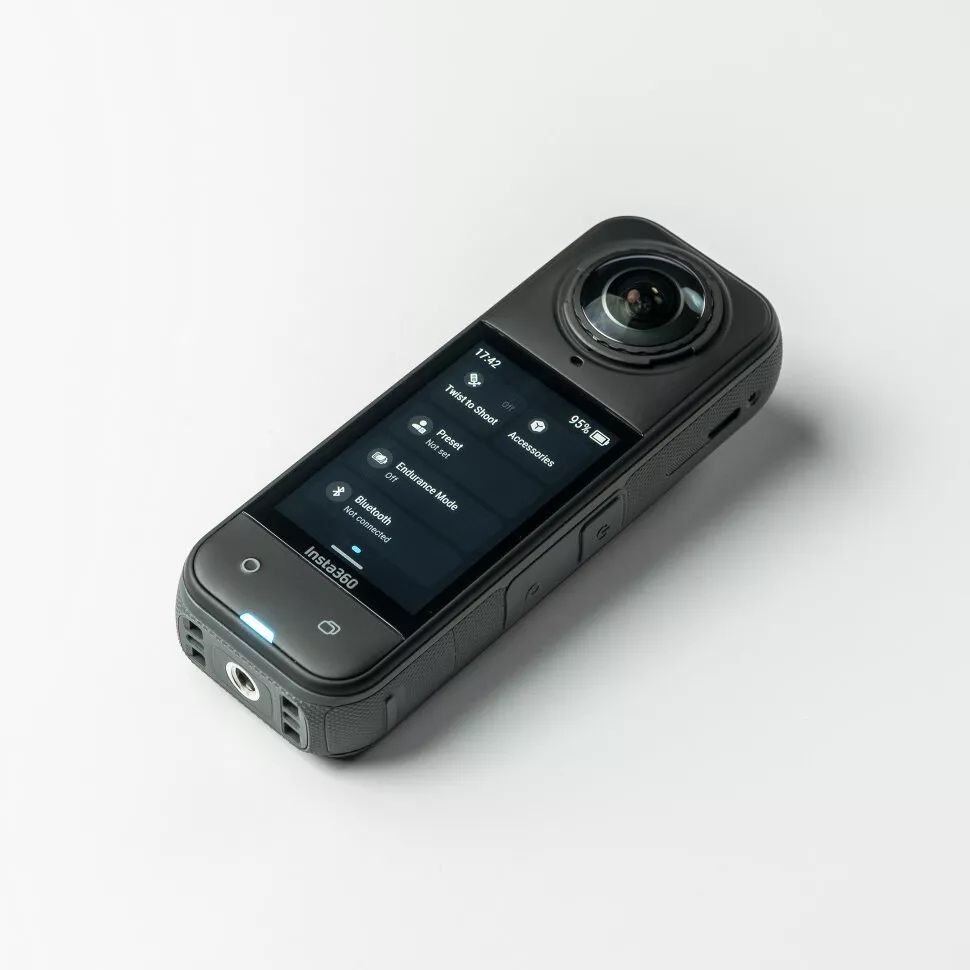 Insta360 X5 | Камера 360° нового покоління