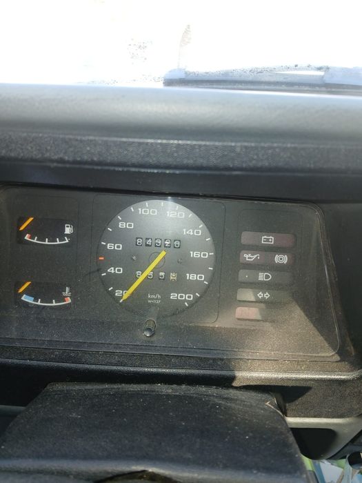 Vende - se Opel Kadet 81