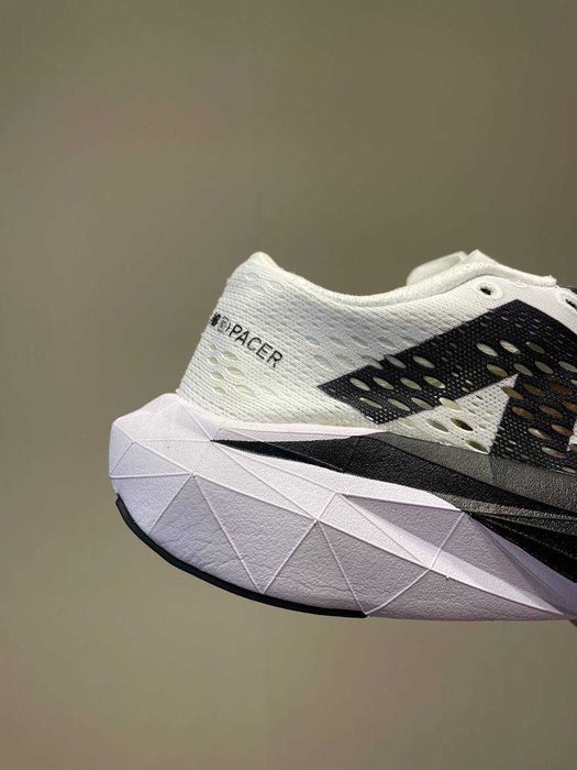 Кросівки New Balance FuelCell SuperComp Pacer premium