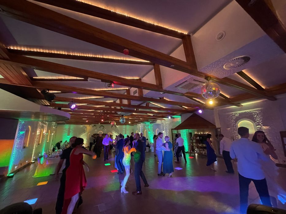 Dj Września - profesjonalna oprawa muzyczna