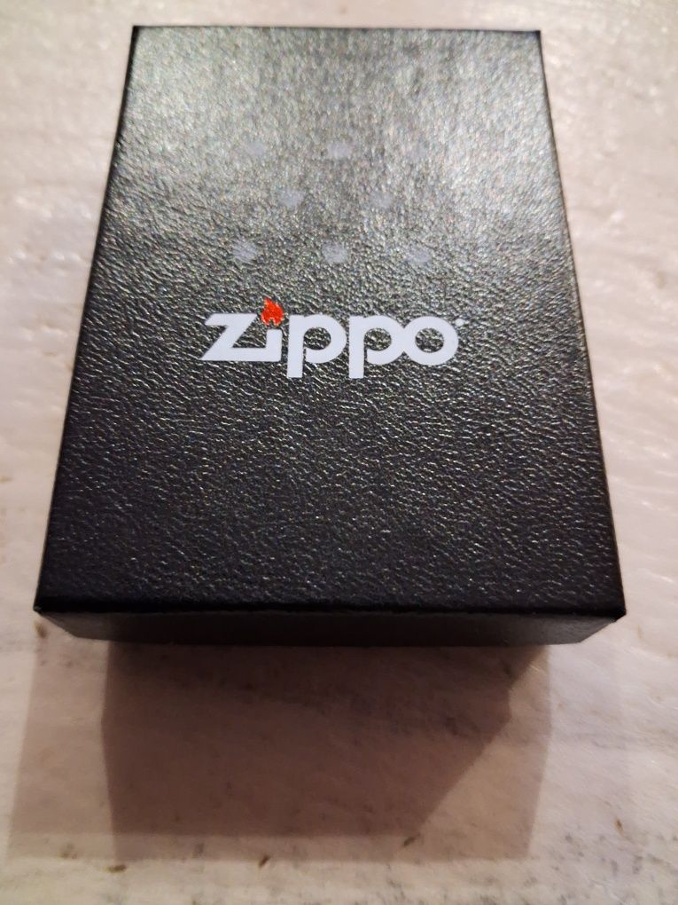 Zapalniczka zippo skull