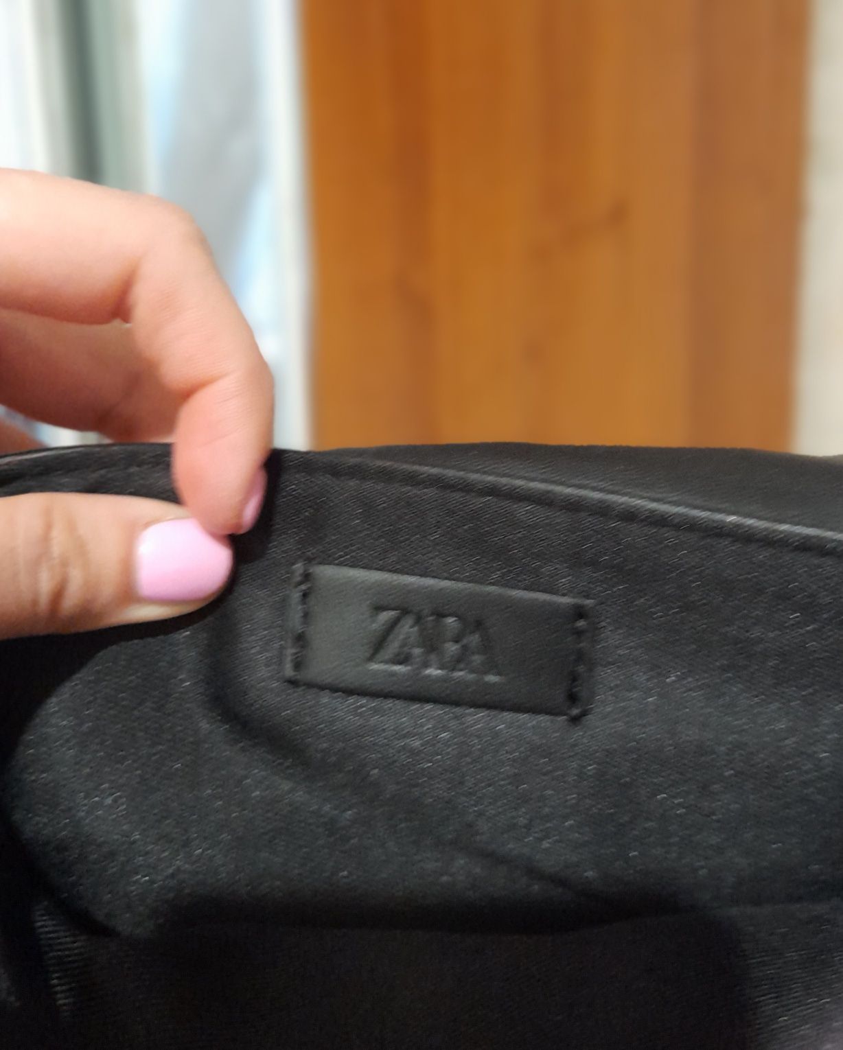 Продам женскую сумку Zara .