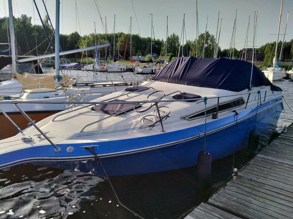 Jacht motorowy SEA RAY.Zamiana na działkę, auto, kamper. Mozliwe raty!
