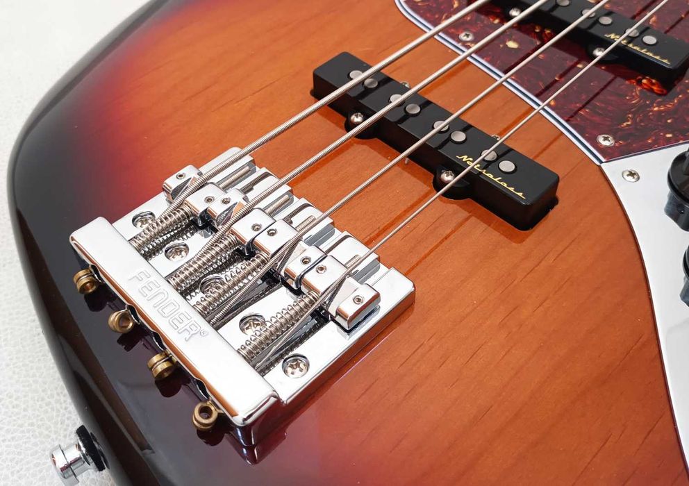 Fender Player Plus Jazz Bass - Novo