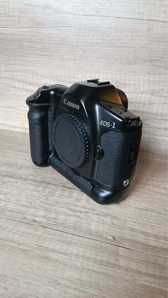 Canon EOS-1 HS, Canon BP-E1 плівкова камера