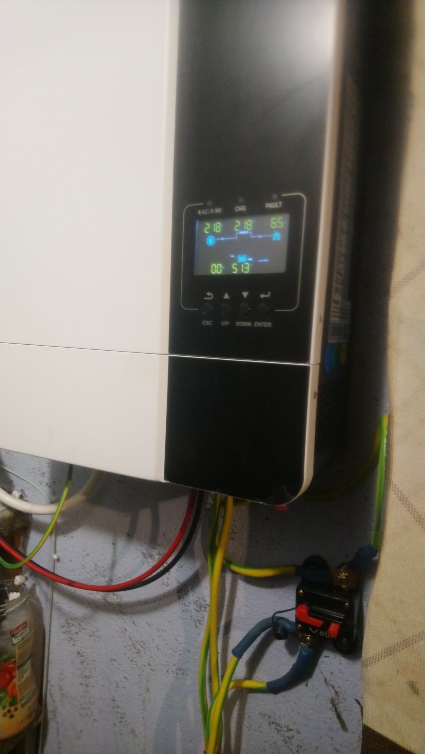 Inwerter Offgrid Growatt spf 3500es wraz z magazynem AGM 5kWh