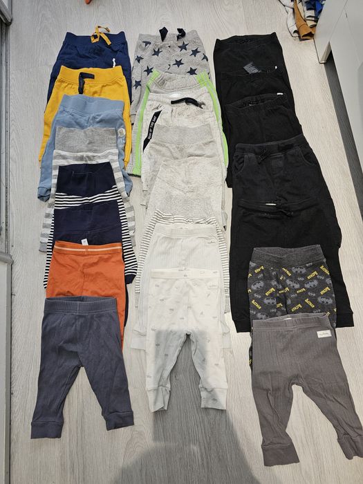 Zestaw paka komplet spodni dresowych legginsów dla chłopca 23szt 68 74