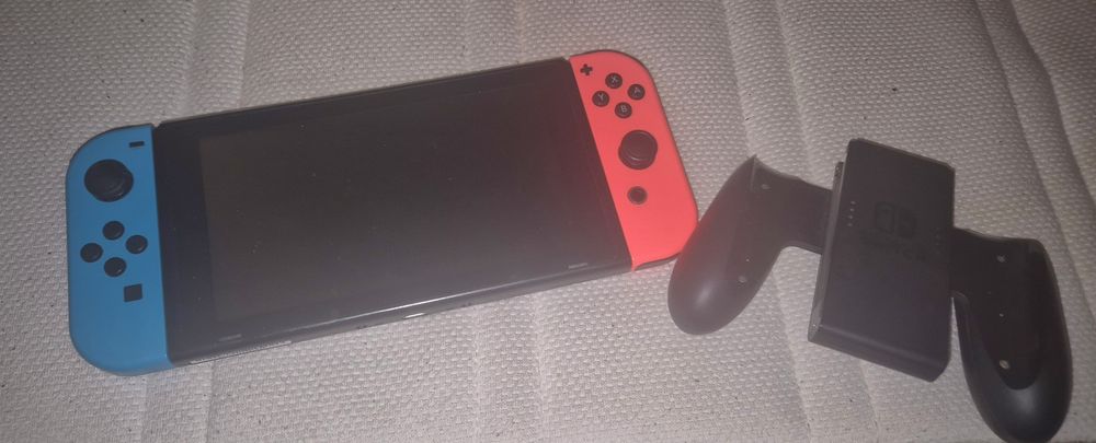 nintendo switch quase nova