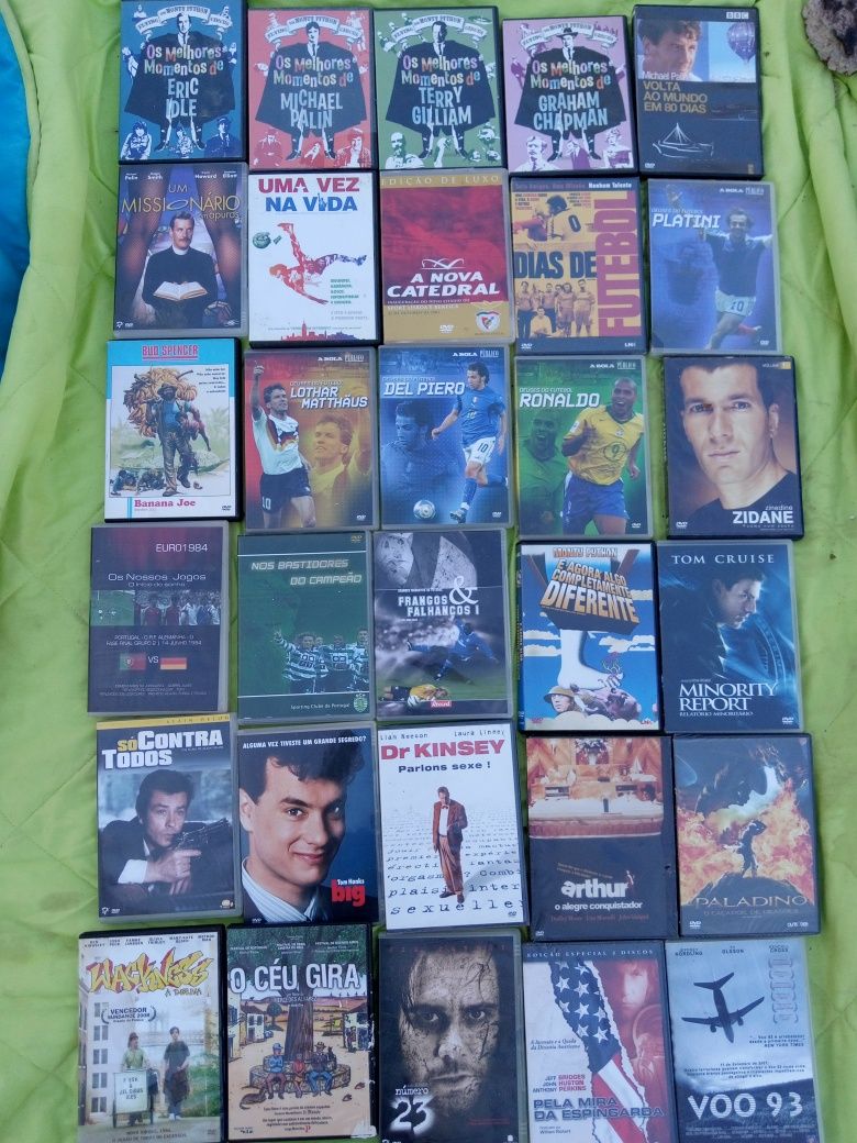 30 DVDs incluindo Big com Tom hawks