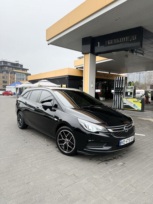 Продам Opel Astra K 2017 1.6disel ideal
