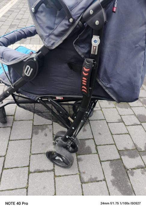 Wózek dla dziecka spacerówka parasolka