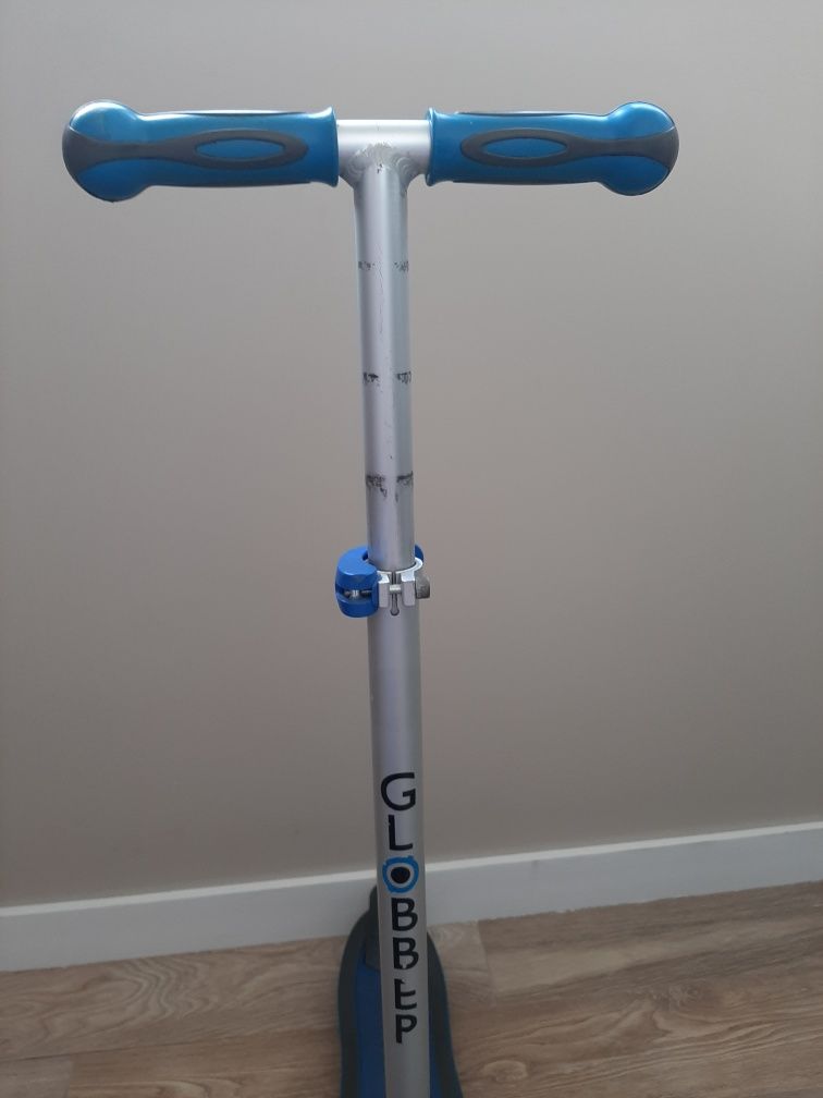 Продам самокат Globber