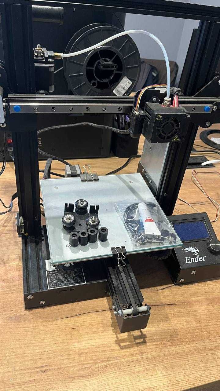 Продам два 3D принтера Ender 3 Pro