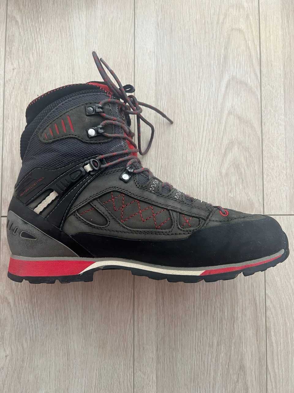 Трекінгові черевики Mammut Alto High GTX