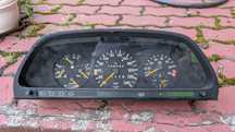 Mercedes W124 zegary