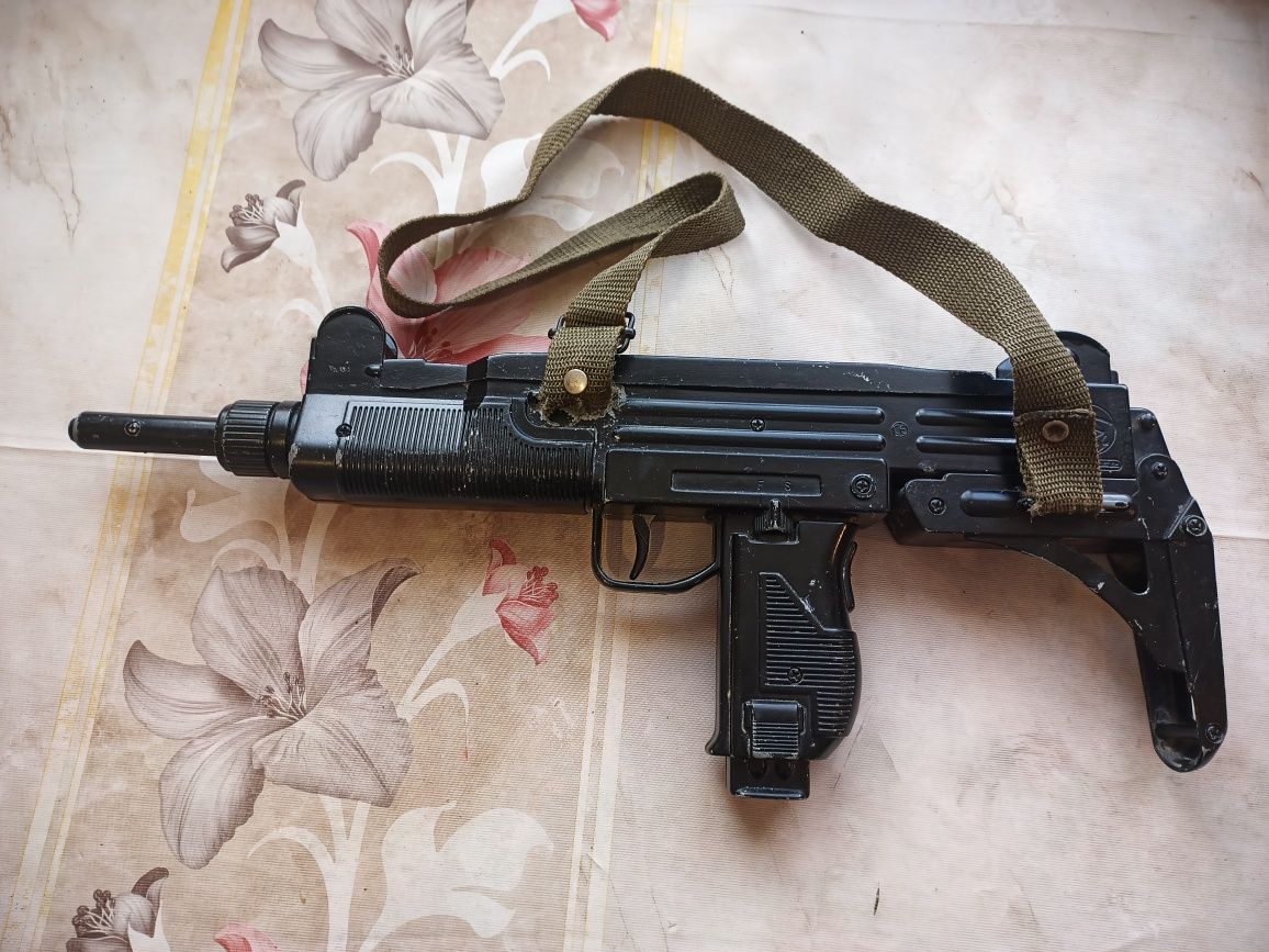Играшка автомат УЗI ммг