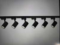 Lampa sufitowa na szynowych reflektorach 6szt. Czarna