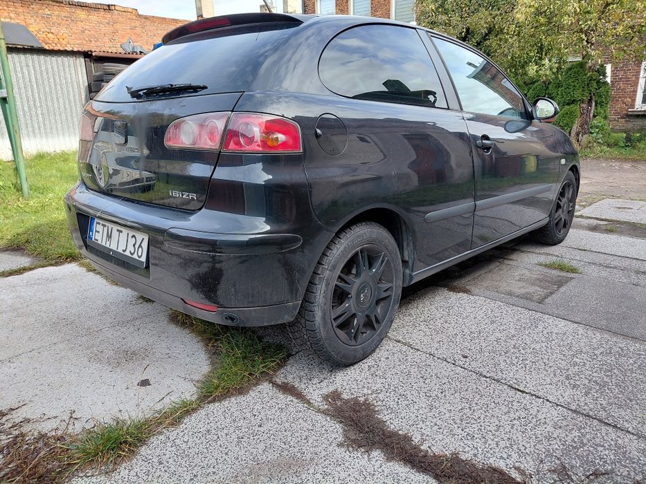 Seat Ibiza 1.4 benzyna Gaz Lpg Klimatyzacja Alufelgi Nowe opony Zimowe