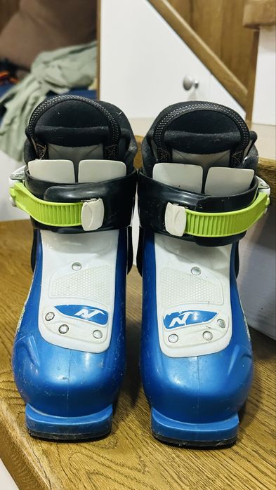 Ботоси лижні різних розмірів