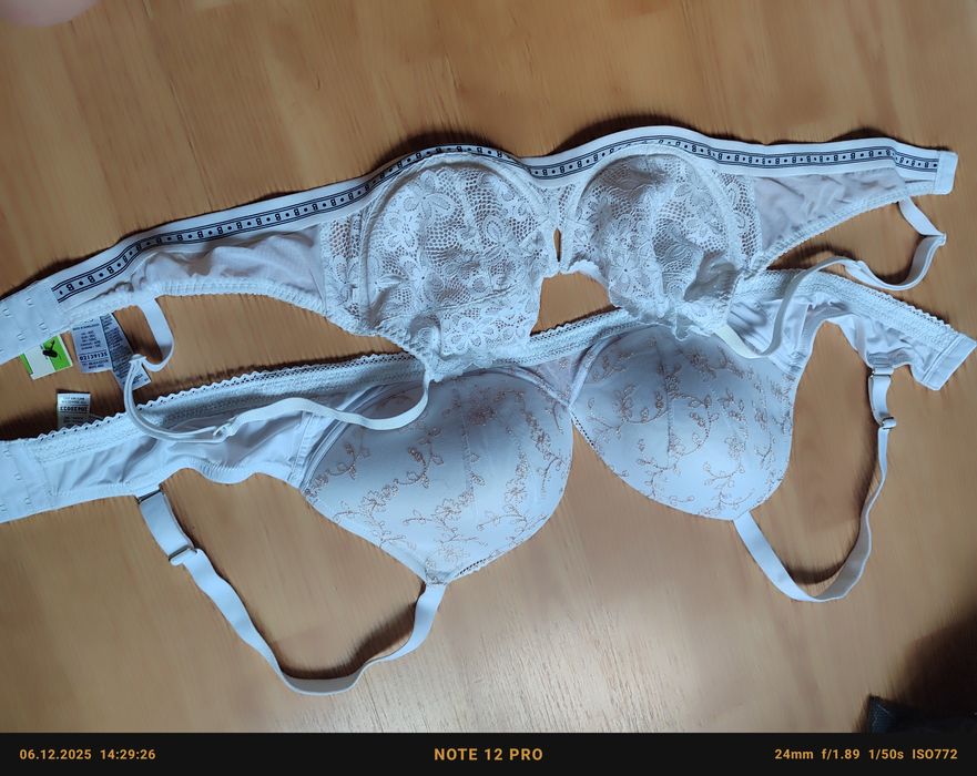 Два бюстгальтера новые р90С