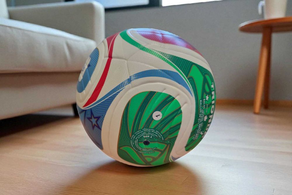 Мяч футбольный Adidas Trionda World Cup 2026 FIFA, термошов, 5 размер