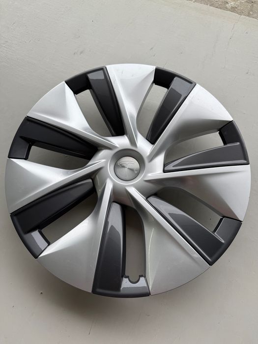 Ковпак на теслу r 19