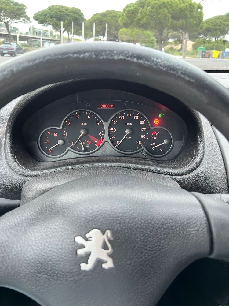 Peugeot 206 1.4 gasolina