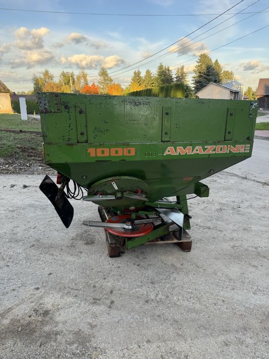 W ofercie Rozsiewacz amazone ZA M compact 1000 z nadstawką