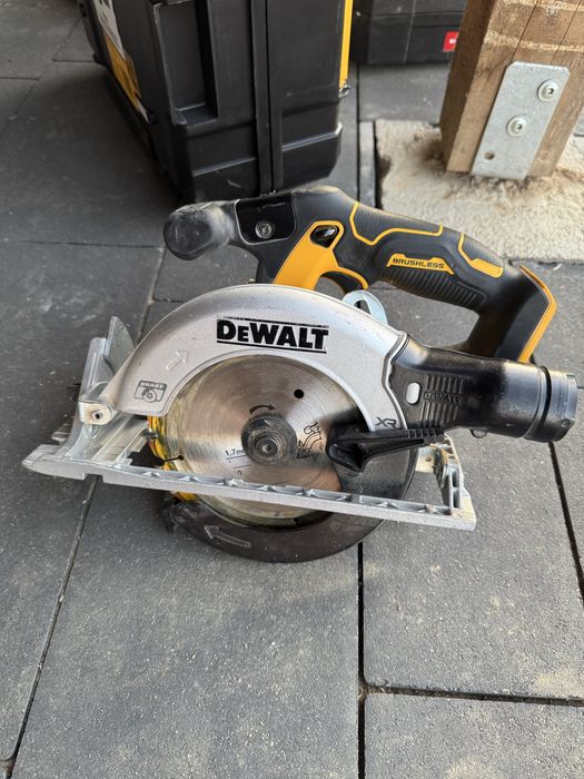 Pilarka tarczowa DeWalt 18V DCS565 idealny stan