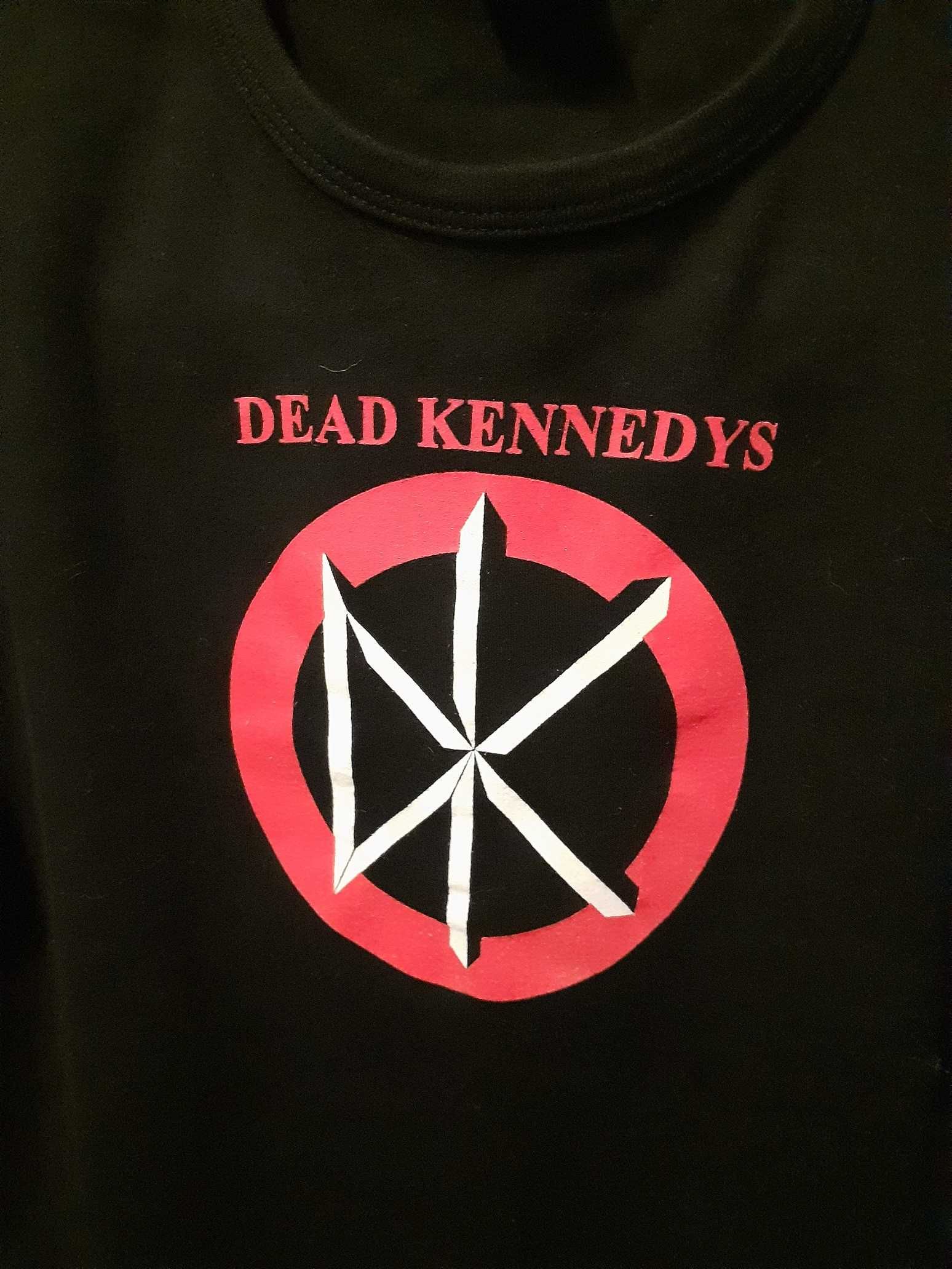 T-shirt Dead Kennedys senhora